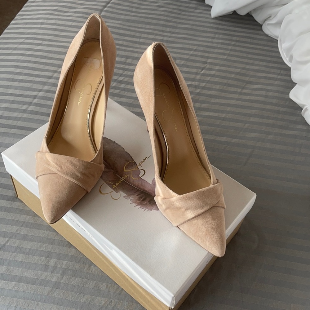 Jessica Simpson Beige Pumps